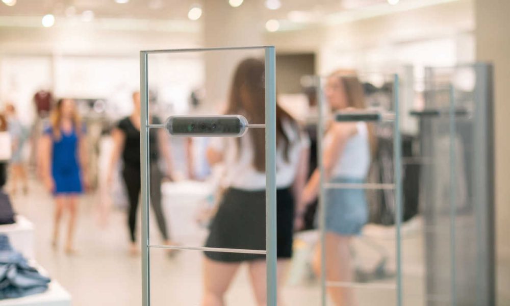 What Are the Security Risks Faced in Fashion Stores?