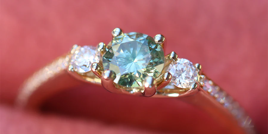 The Pros and Cons of Colored Diamond Engagement Rings